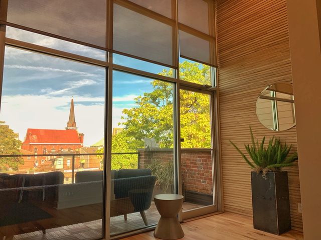 Commercial Image