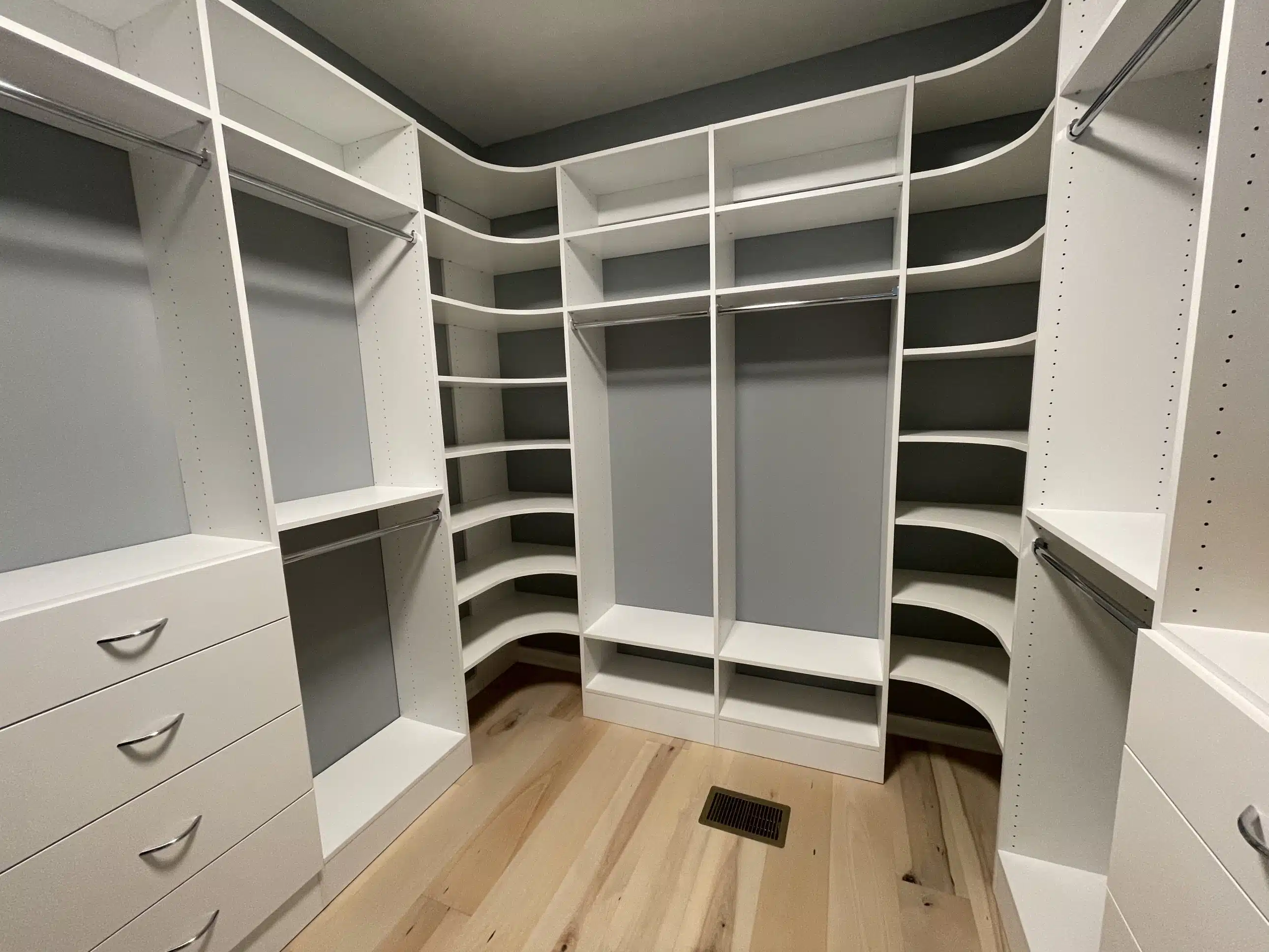 Closet Image