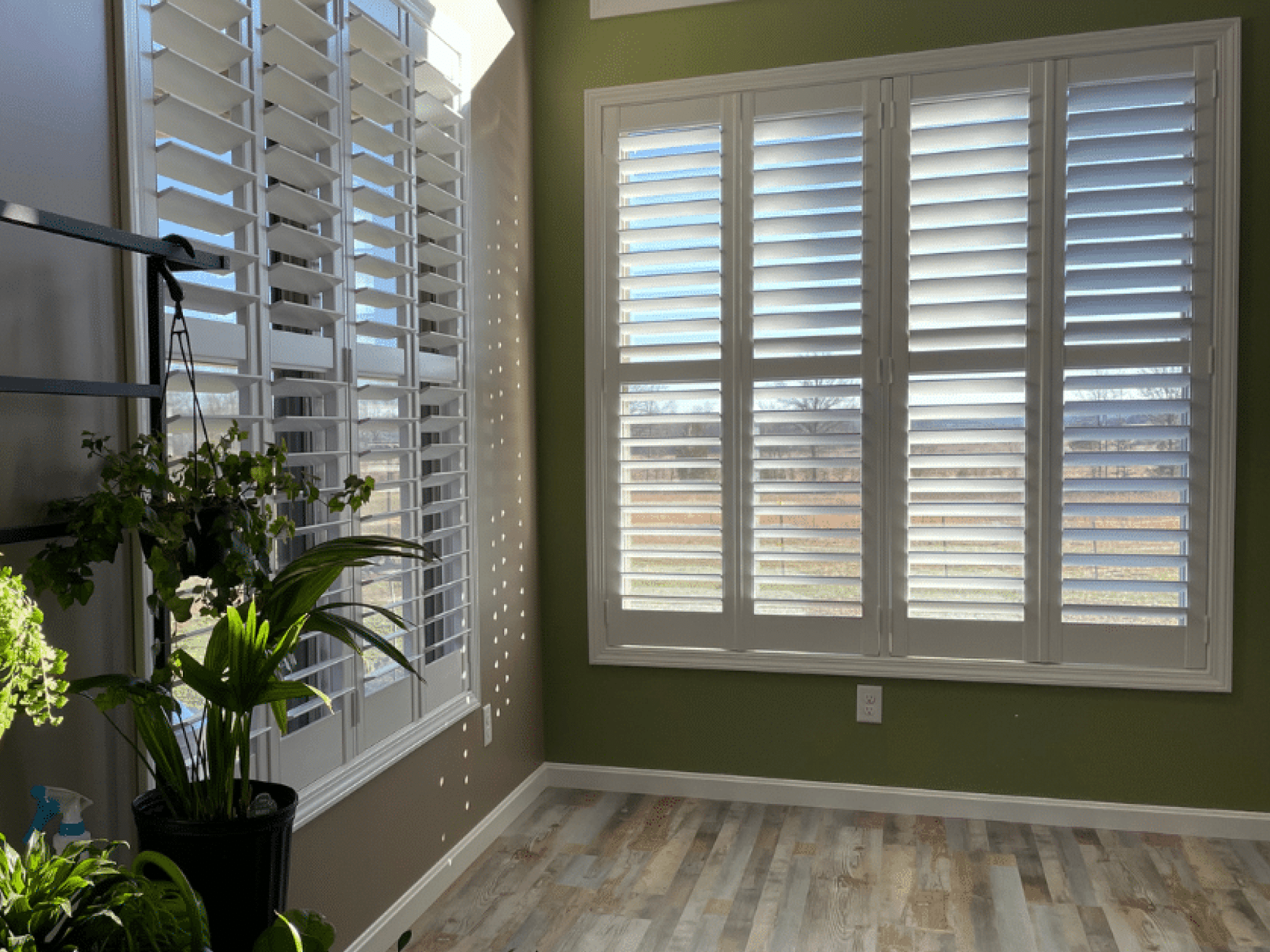 How to Choose Window Treatments for High Humidity Rooms WindowDecor Featured 1