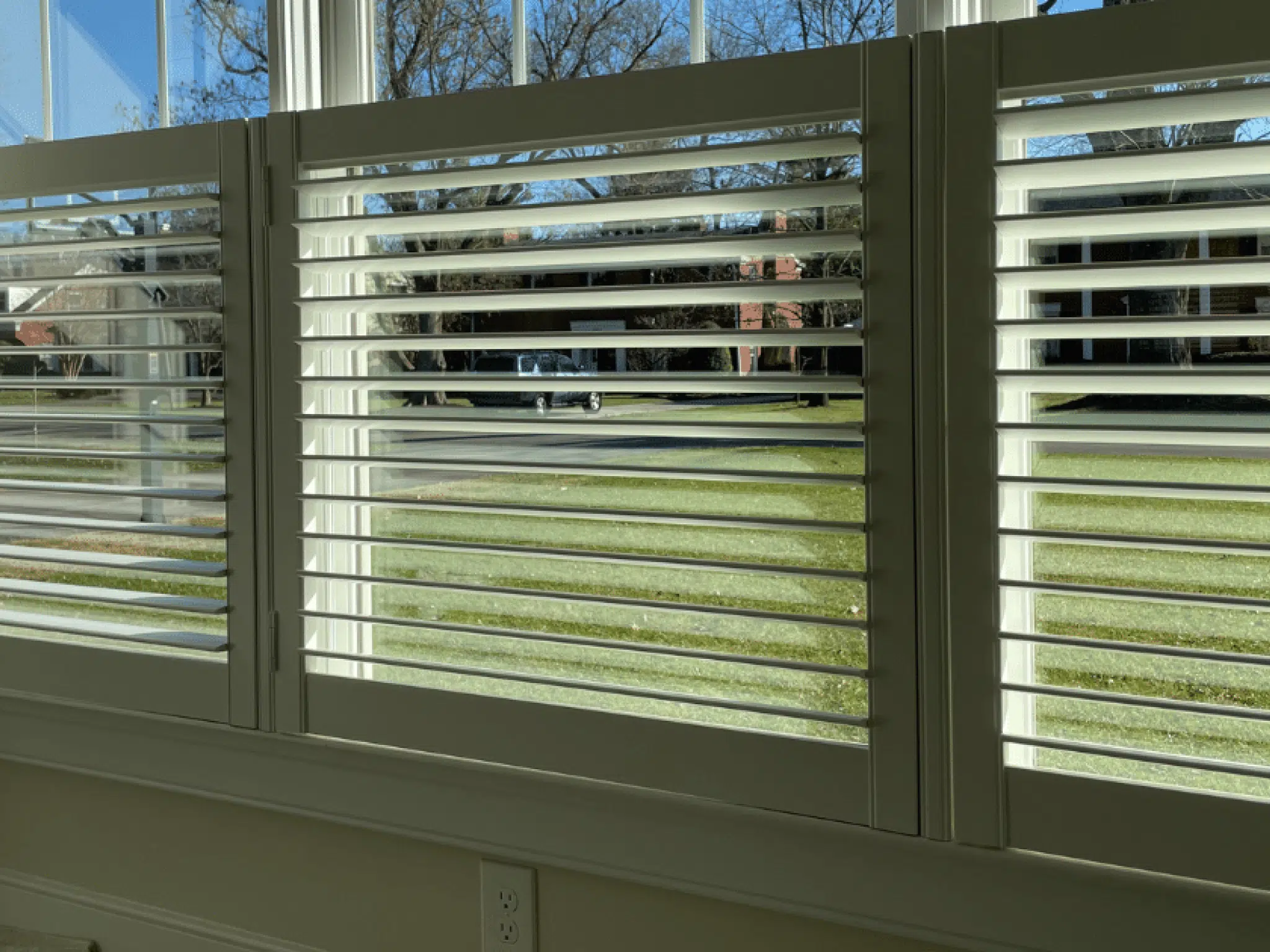 Creative Privacy Solutions for Street Facing and First Floor Windows WiNDOW DECOR Featured 1